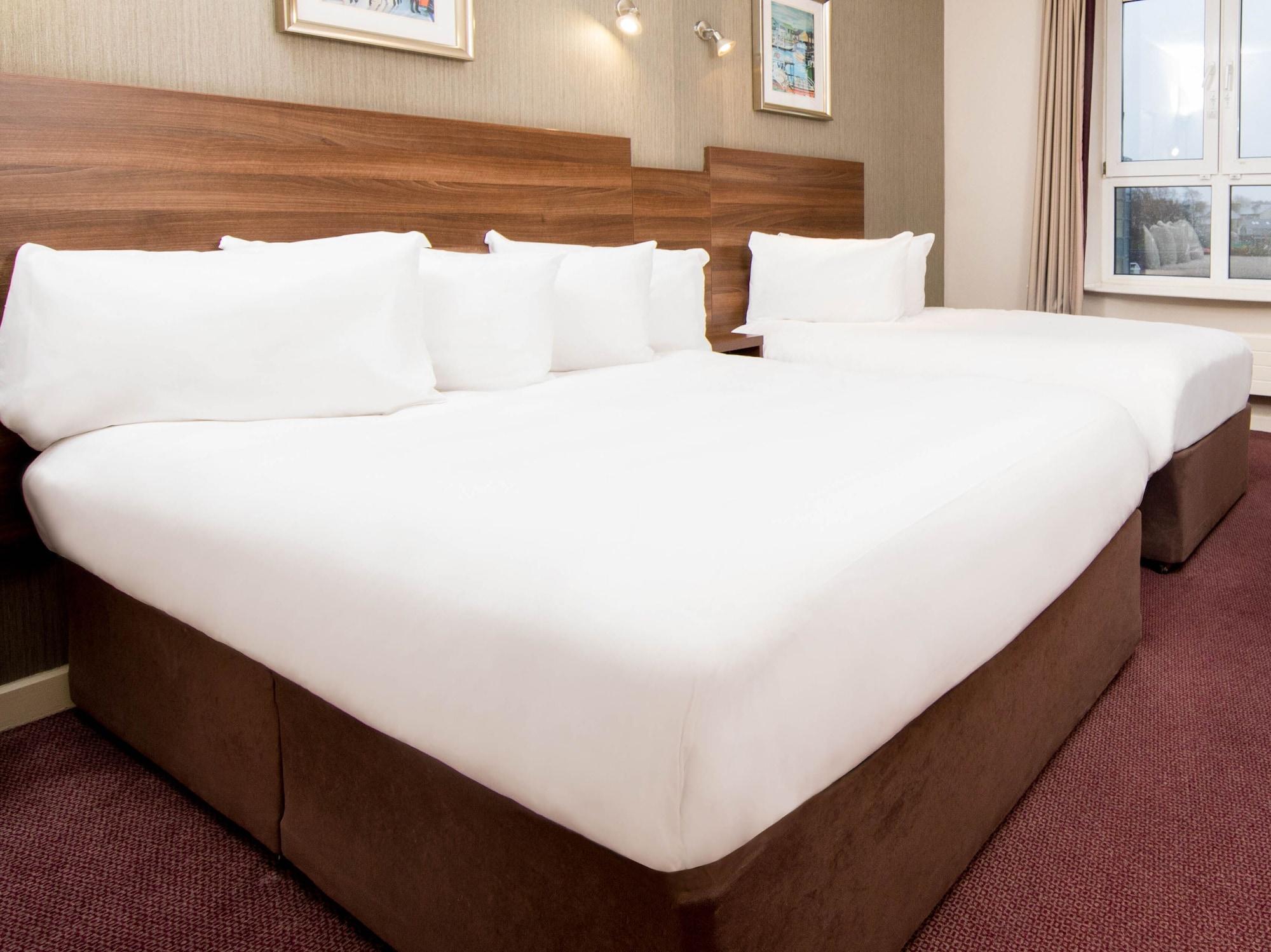 Leonardo Hotel Galway Eksteriør billede