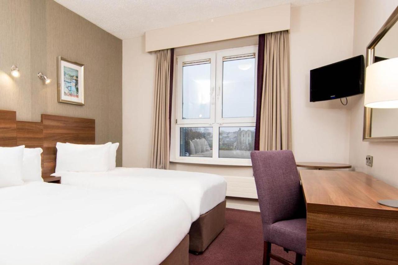 Leonardo Hotel Galway Eksteriør billede
