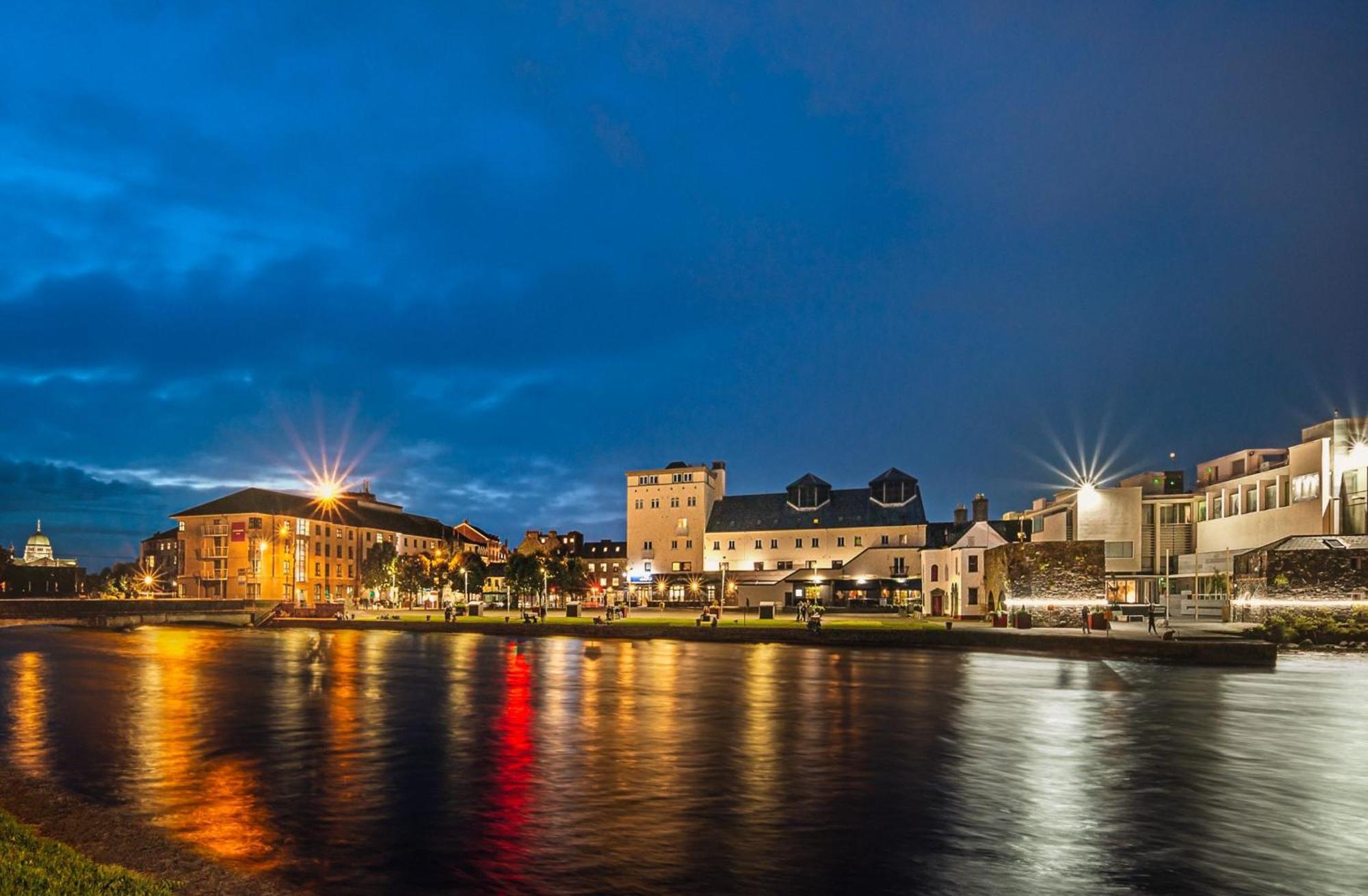 Leonardo Hotel Galway Eksteriør billede