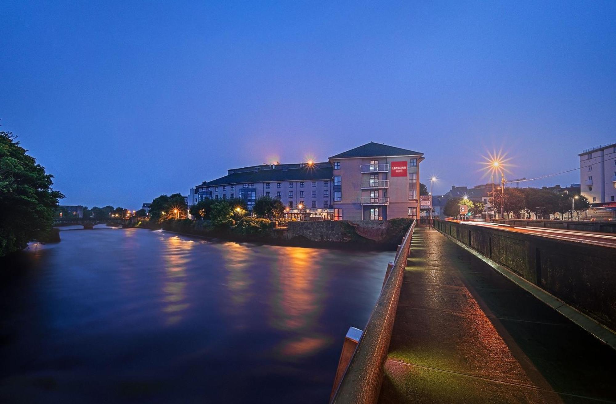 Leonardo Hotel Galway Eksteriør billede