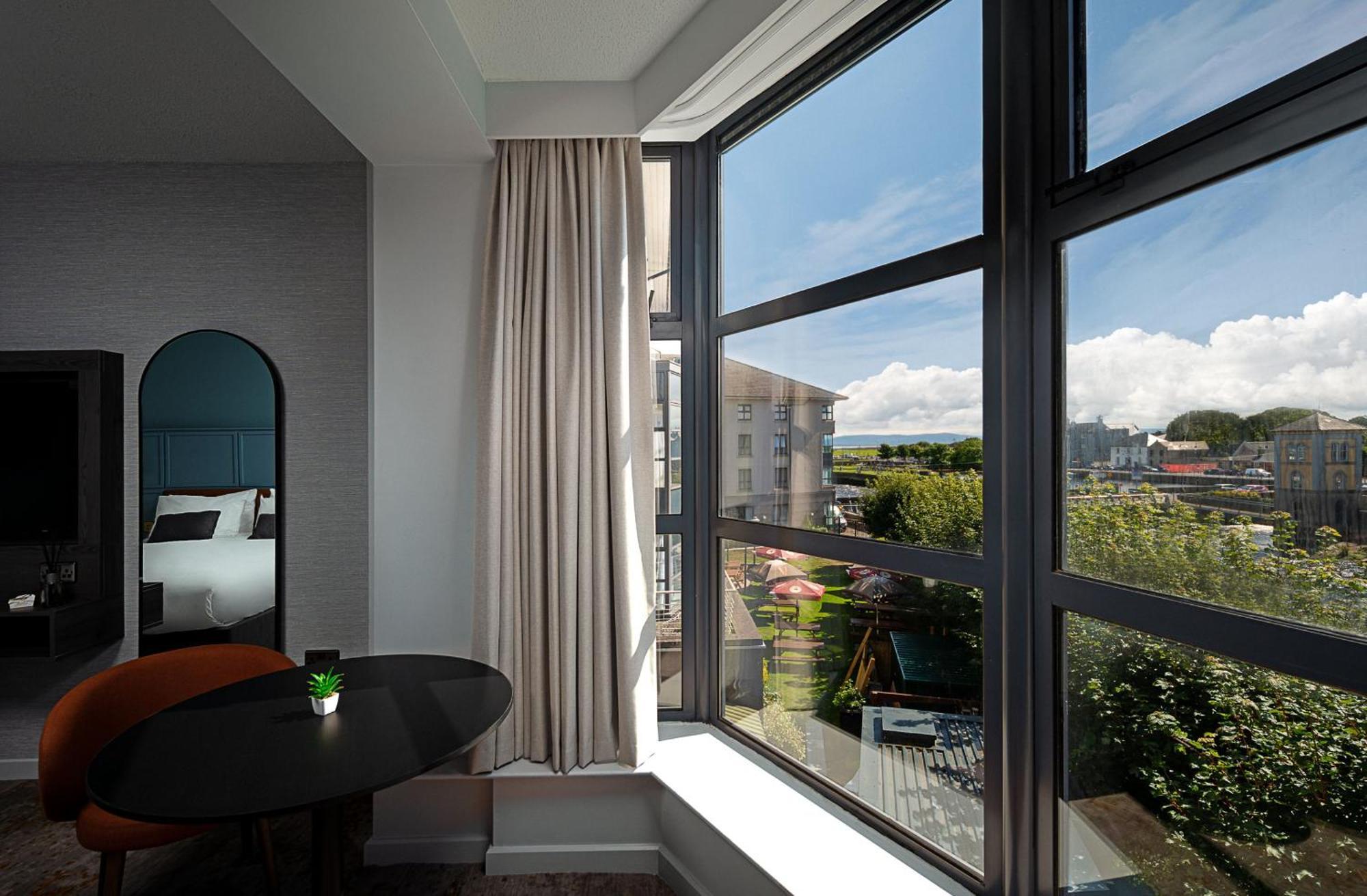 Leonardo Hotel Galway Eksteriør billede
