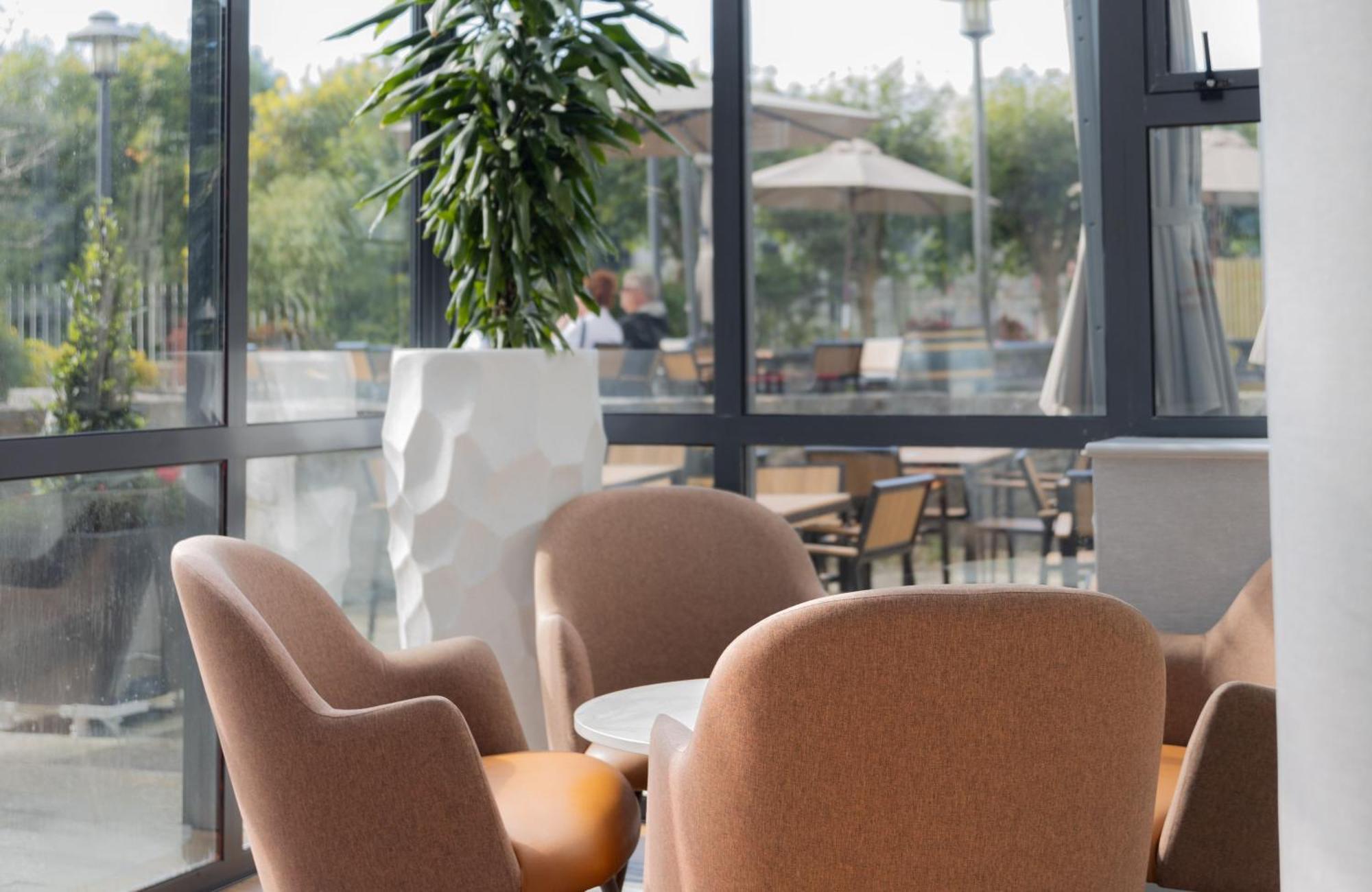 Leonardo Hotel Galway Eksteriør billede